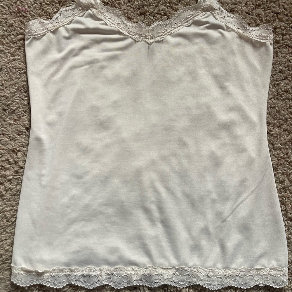 WHITE LACEY TANK TOP